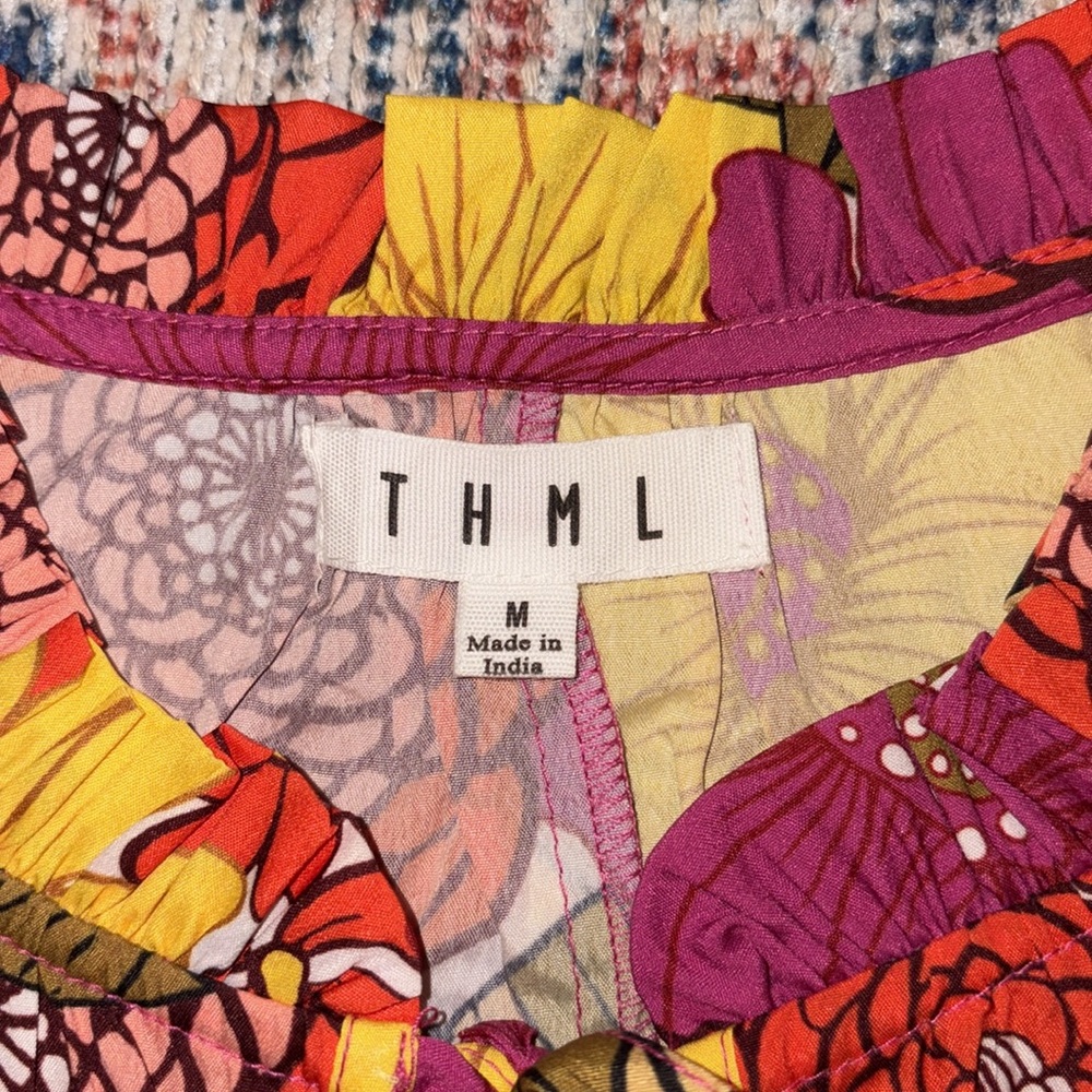 THML Floral Top SZ M NWOT - Picture 4 of 6
